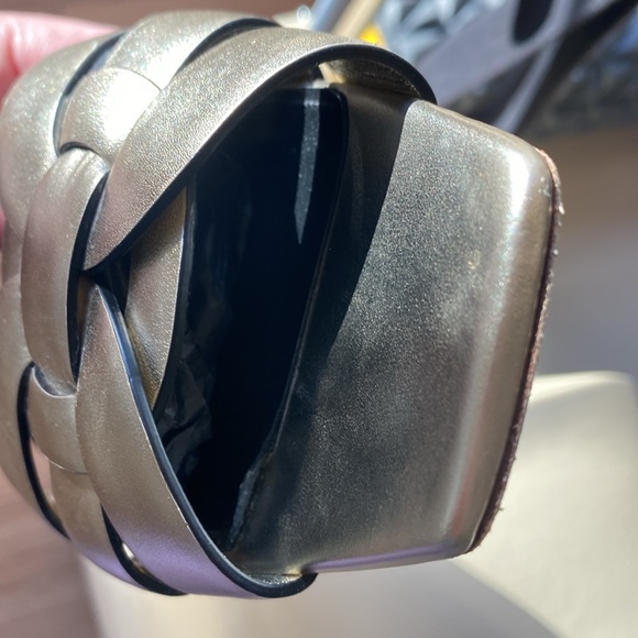 YSL tribute leather slides in Gold, size 39 - Picture 15 of 15